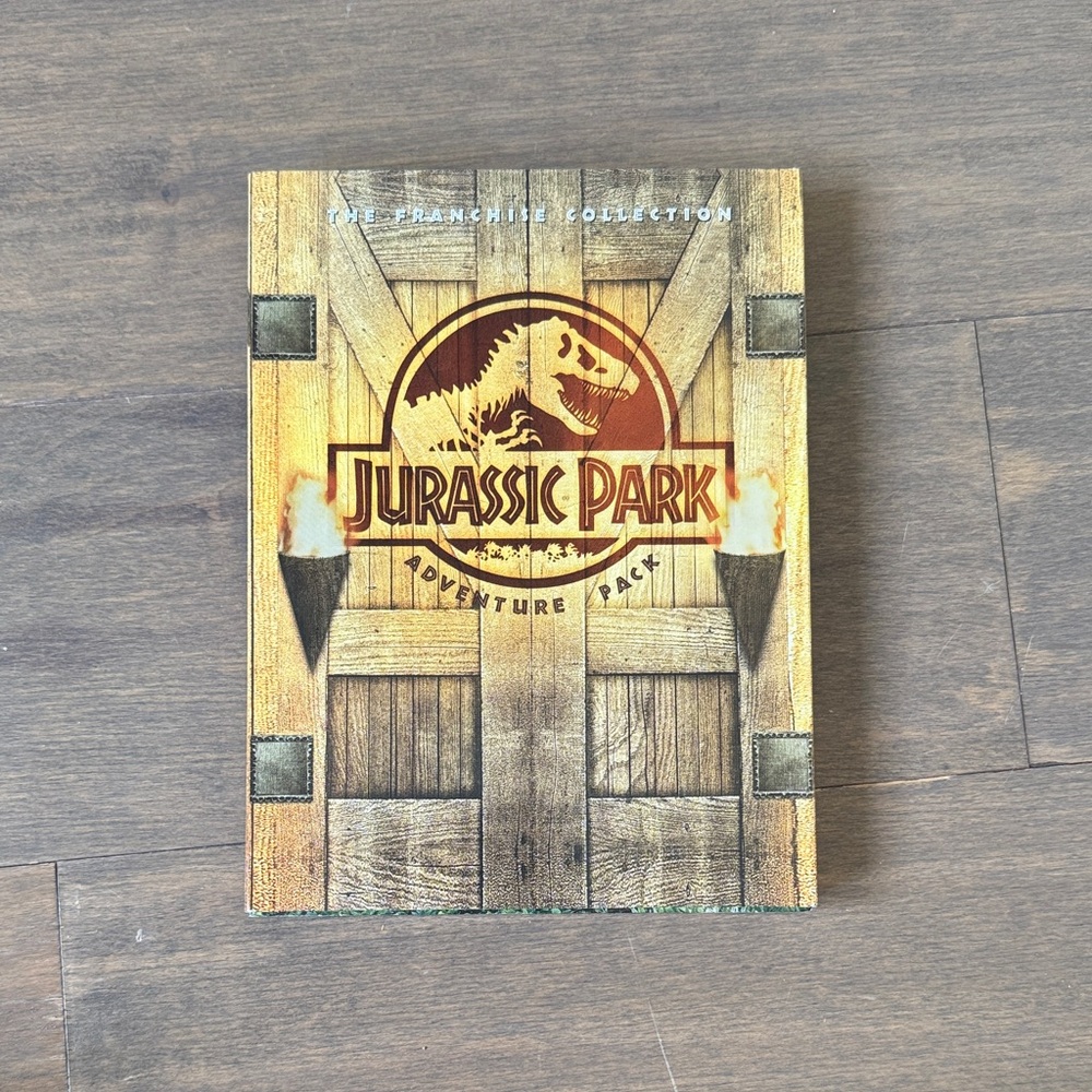 Jurassic Park Adventure Pack Collector's Box